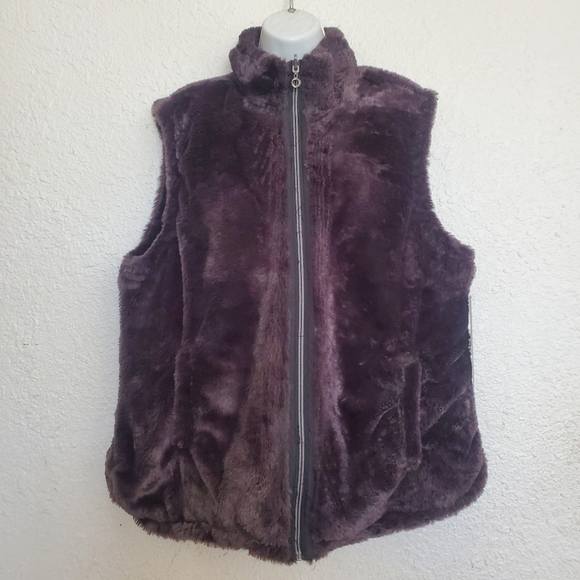 Casual Identity Reversible Vest Faux Fur Chocolate Brown (XL) - Picture 2 of 16